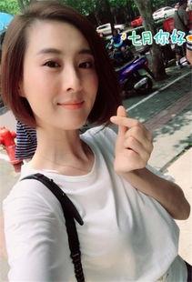 小董在线吃瓜,揭秘娱乐圈幕后故事